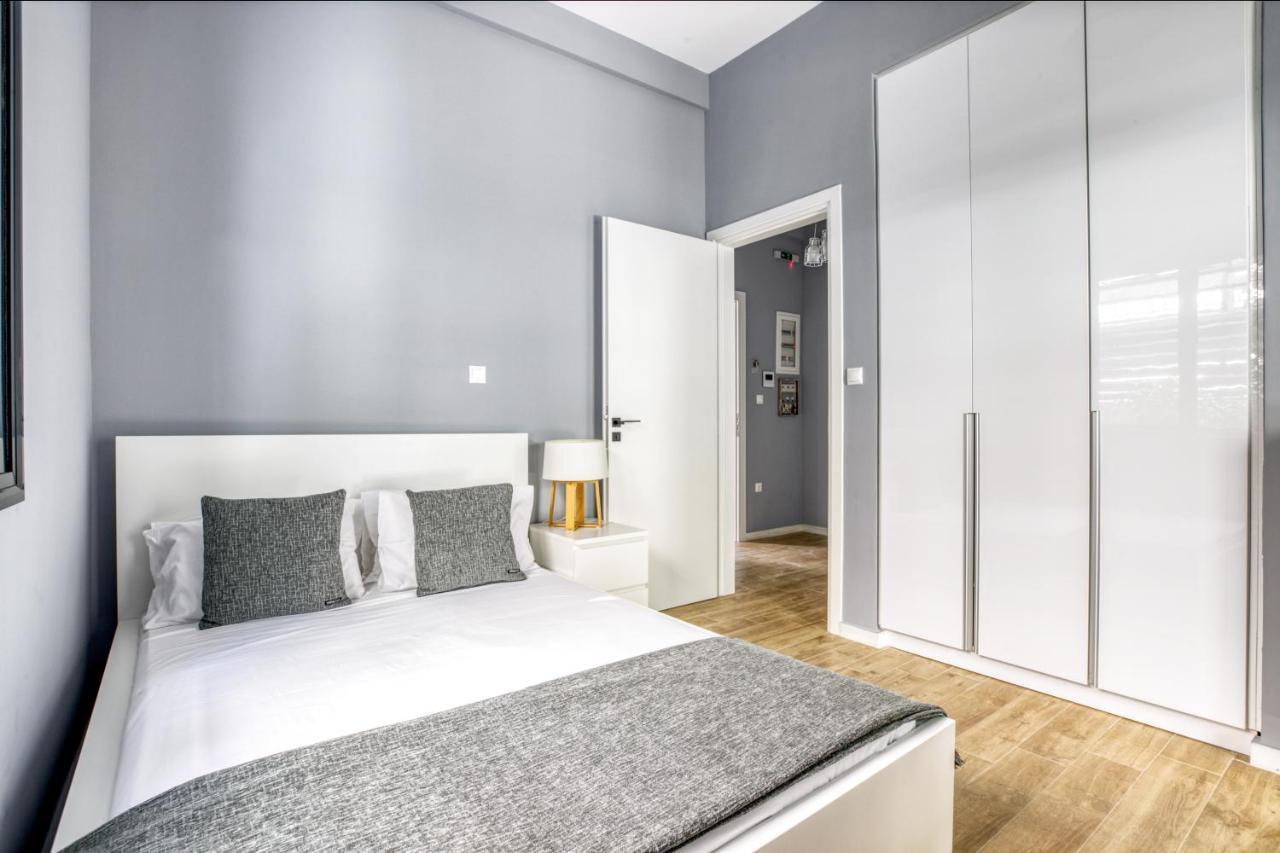 Spacious Flat With Courtyard And Private Parking! *