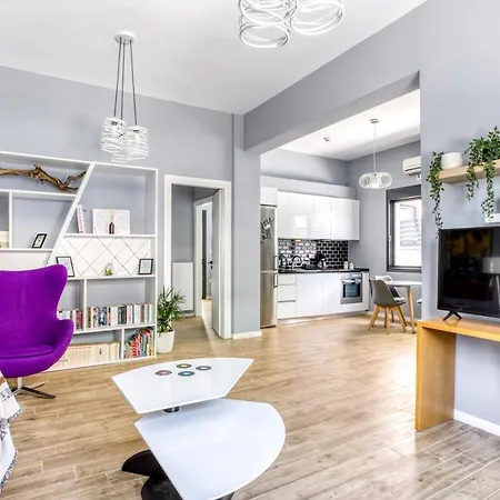 Spacious Flat With Courtyard And Private Parking! Athens Exterior photo