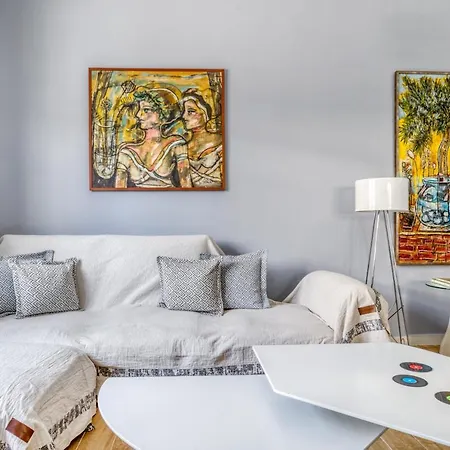 Spacious Flat With Courtyard And Private Parking! Athens Exterior photo